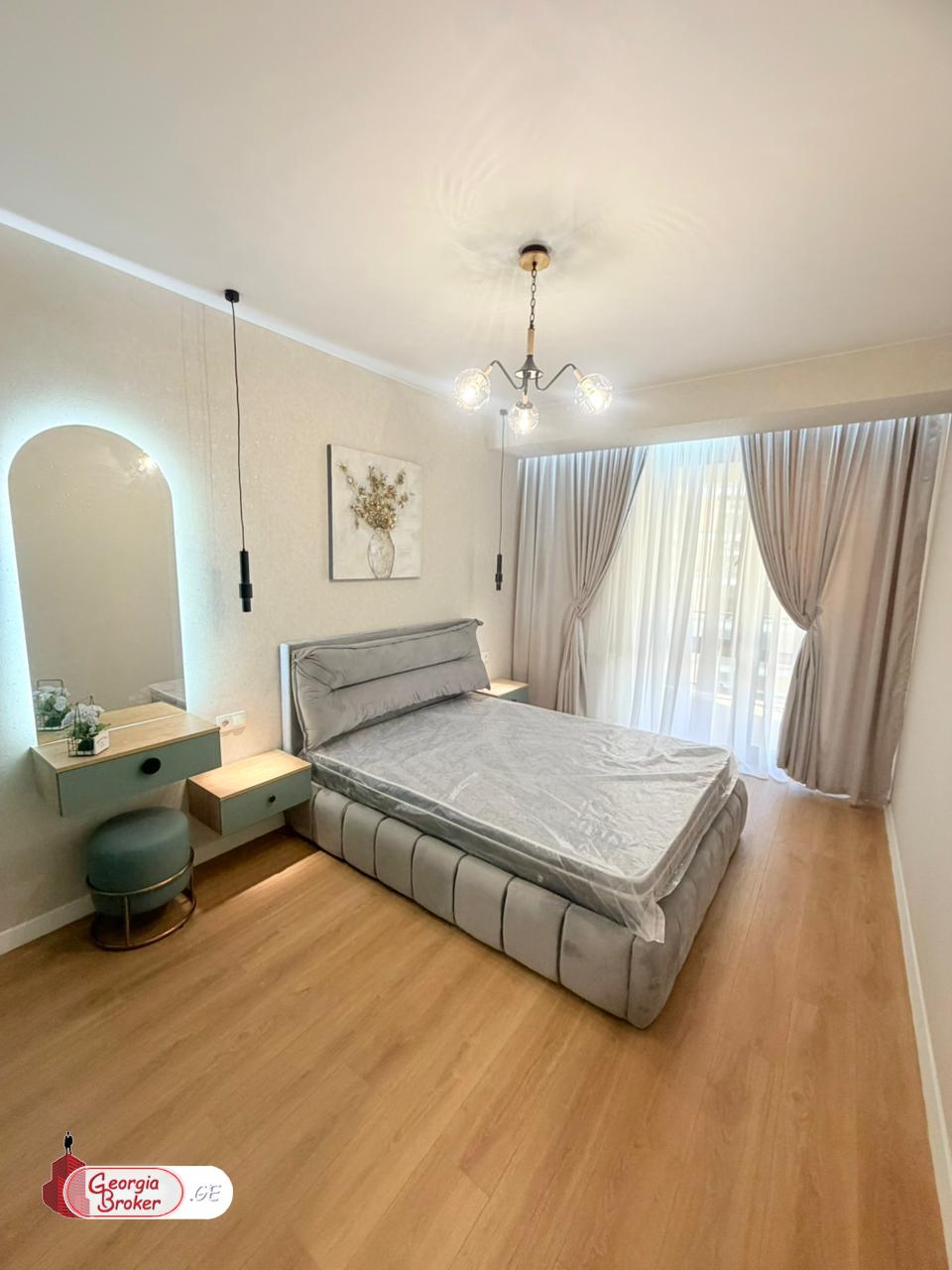 nearly repaired 2-room apartment for sale